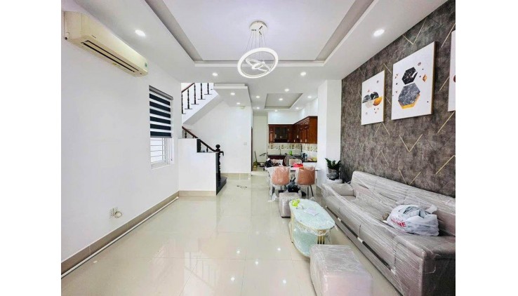 Bán nhà HXH gần chợ Cây Xoài , 4x13m, 52m2 , 3 tầng , không QH